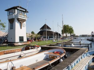 Sloepentocht Kagerplassen Leiden Teambuilding Personeelsuitje Sloep varen